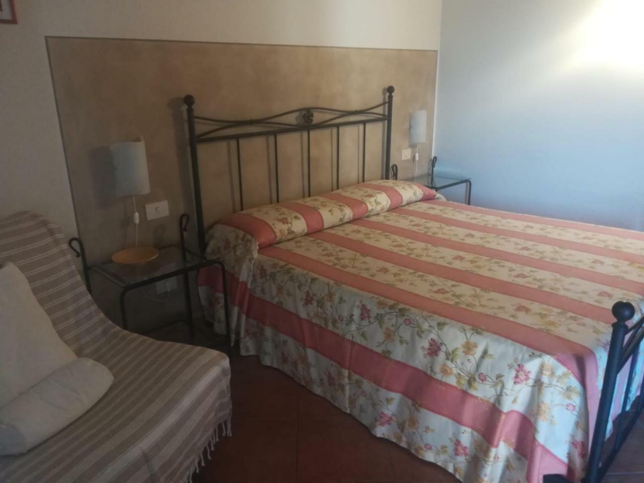 Вилла Agriturismo Valbona Кастильоне-делла-Пеская Экстерьер фото